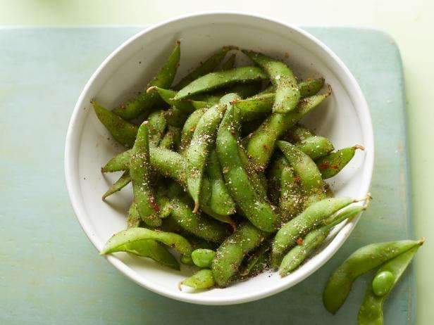 Edamame with Spicy Peppercorn Salt